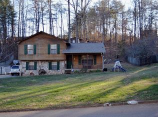 820 Ala Dr, Knoxville, TN 37920