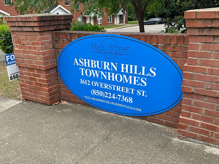 Ashburn Hills Townhomes — Photo 4