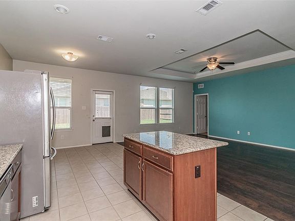 5th image of 2309 Canchim St