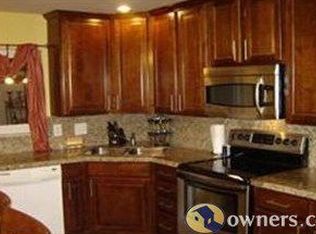 256 Hutchinson Rd, Ballwin, MO 63011