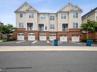 43031 Foxtrail Woods Ter #107, Ashburn, VA 20148