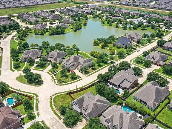 5th image of 9307 Casa Blanca Cir