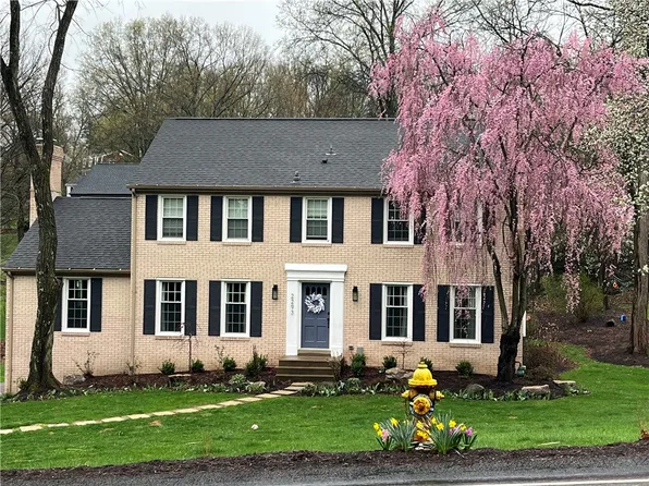 2293 Morrow Rd, Pittsburgh, PA 15241