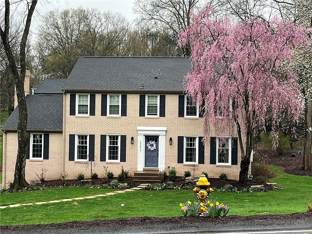 2293 Morrow Rd photo 1