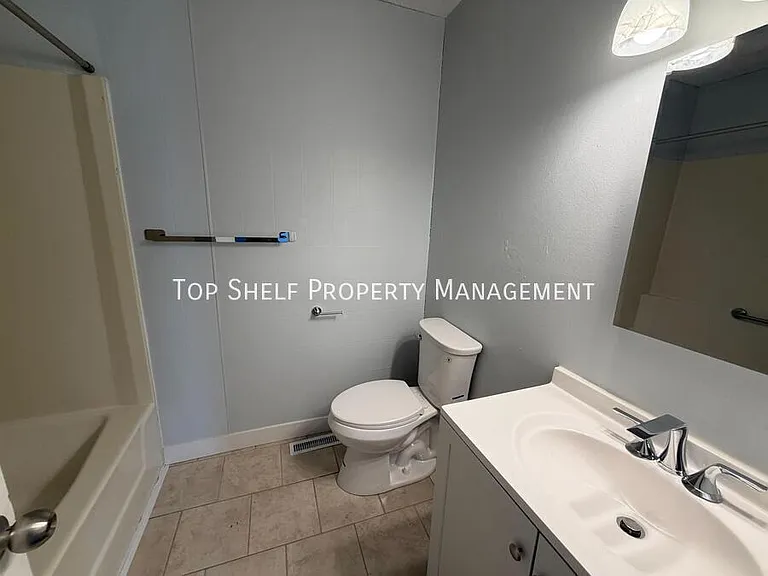 1627 E Glenwood Dr — Photo 7