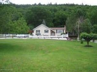 230 Pine Top Dr, Lehighton, PA 18235