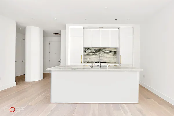 Rented by CORE | media 4
