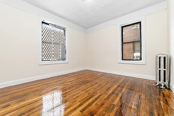 Rented by MNS | media 14