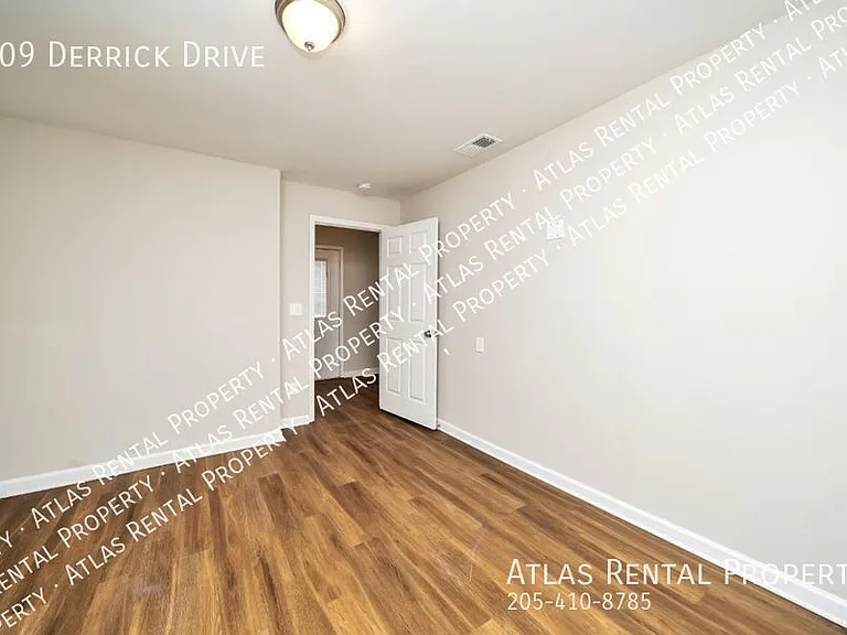 109 Derrick Dr — Photo 20