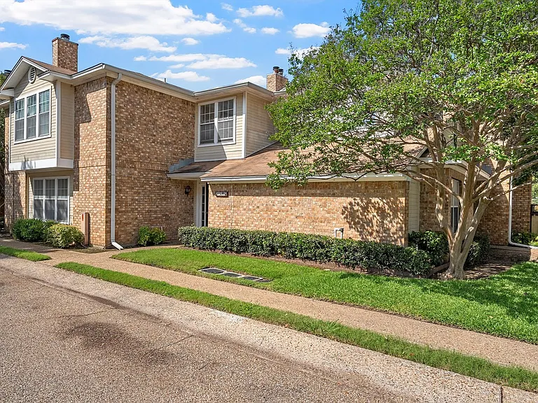 2332 Melissa Dr — Photo 15
