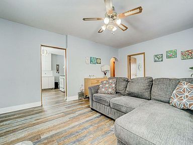 253 W 15th St N, Lethbridge, AB T1H 2X5 | Zillow