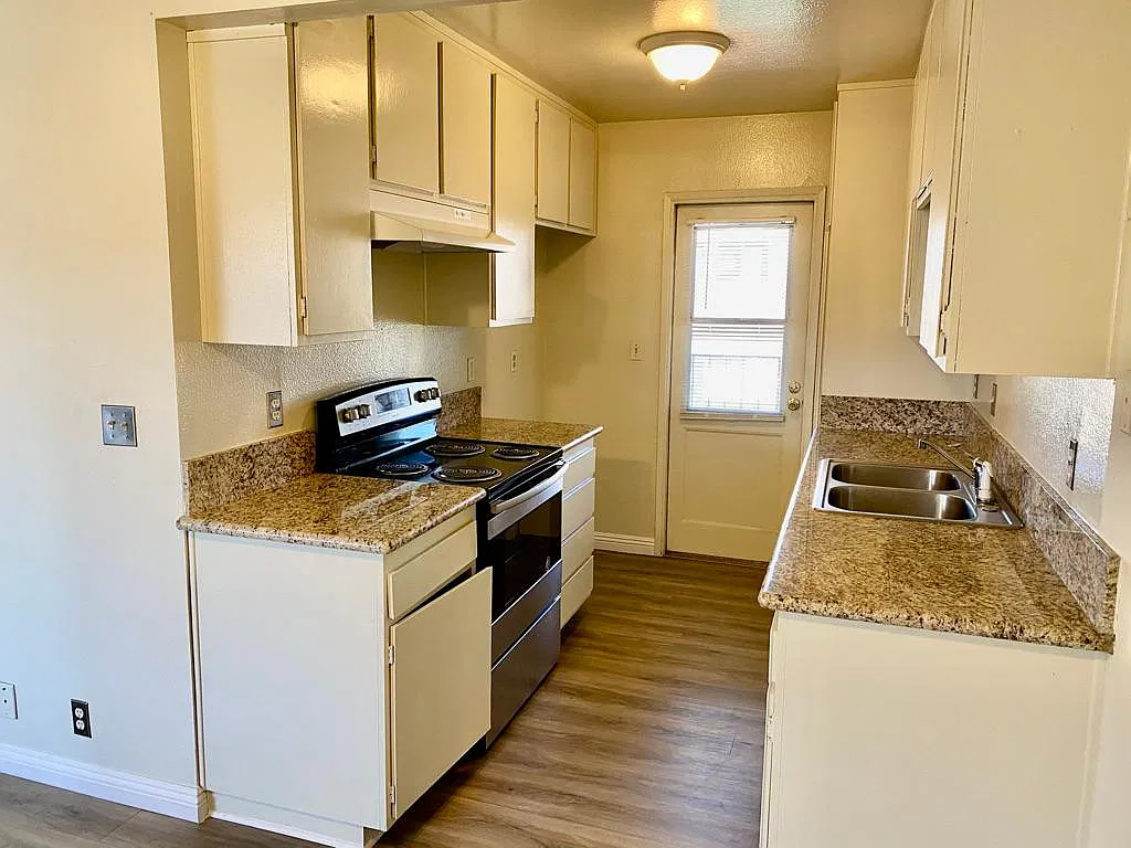 1 bed, $1,995 — Photo 3