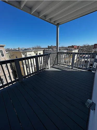 57 Woodford St #3 Photo 1