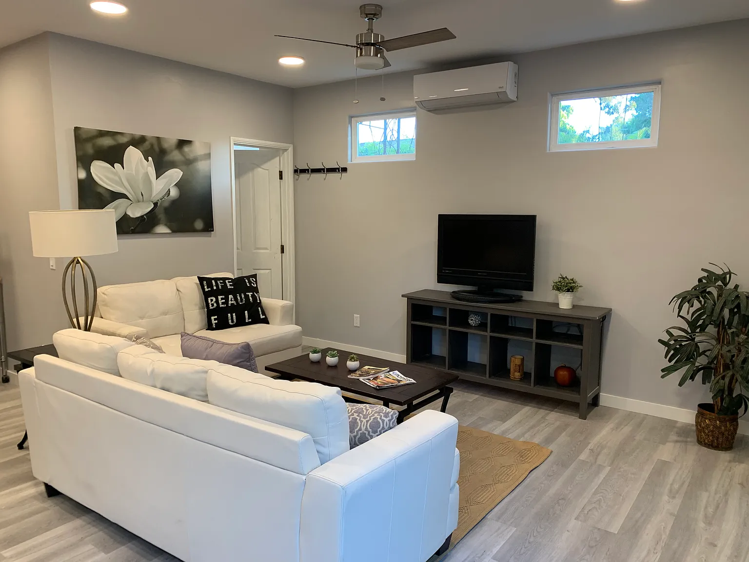 1 bed, 650 sqft, $2,995 — Photo 2