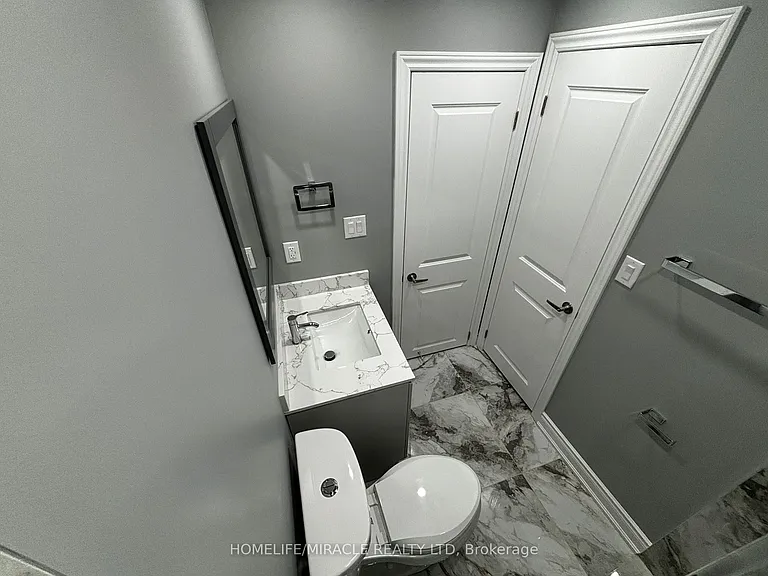 35 Merrimac Dr — Photo 25