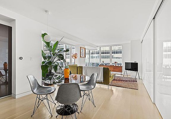 3rd image of 135 W 52nd St APT 14E