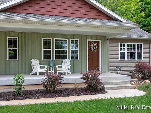 2nd image of 480 Meadow Run Dr
