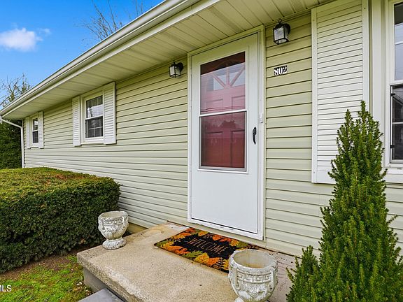 5th image of 802 Stanley Valley Rd