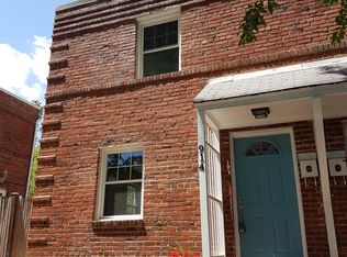 914 S Highland St, Arlington, VA 22204