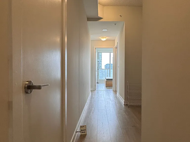 199 Richmond St W #1806 — Photo 2