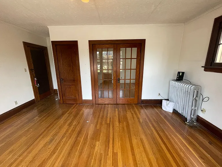 2166 Grand Ave — Photo 3