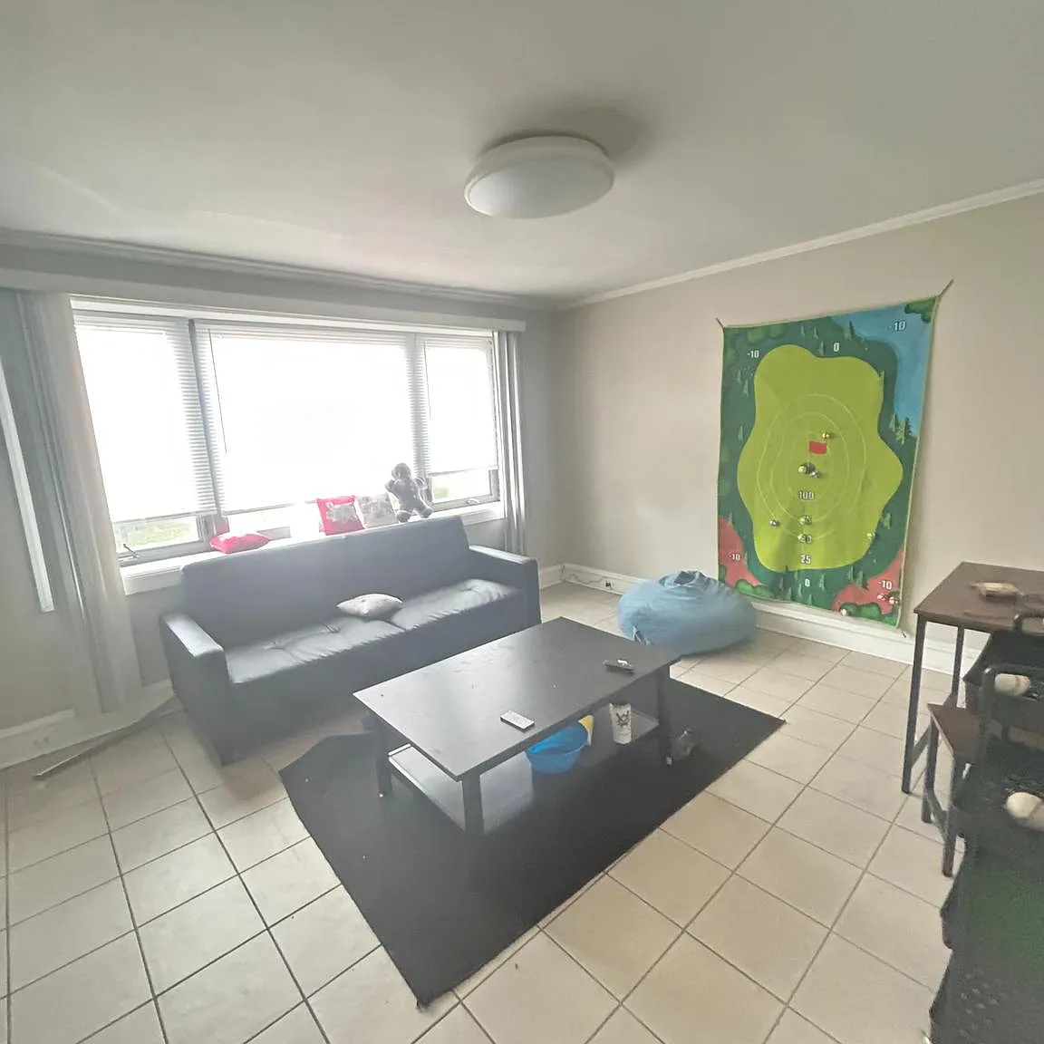 3 bed, 3496 sqft, $1,500 — Photo 4