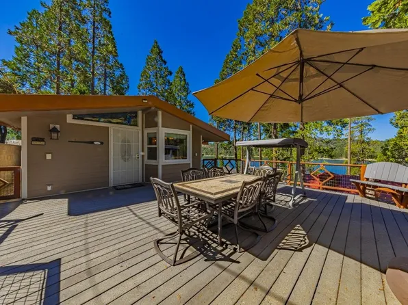 53684 Acorn Rd, Bass Lake, CA 93604