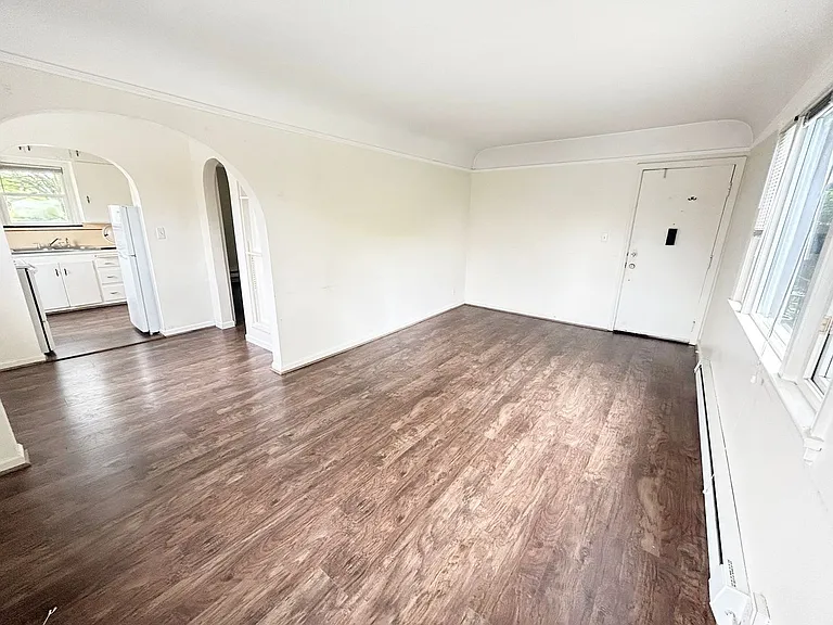 3124 Colby Ave — Photo 5