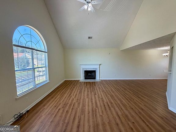 5th image of 4212 Reeshemah St
