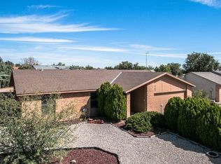 6183 Roadrunner Loop NE, Rio Rancho, NM 87144