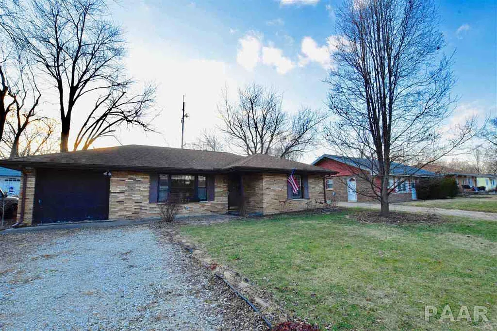 2209 N Northcrest Dr photo 1