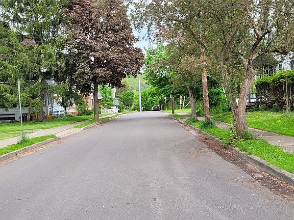 2nd image of 24 Cary St