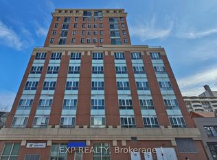 15 Maplewood Ave #PENTHOUSE 6, Toronto, ON M6C4B4