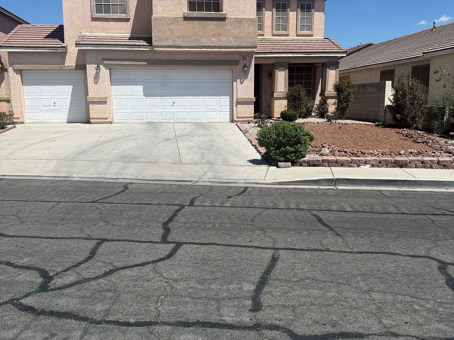 1204 Amber Falls Ln — Photo 3