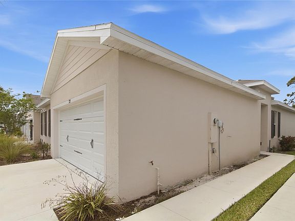 3rd image of 323 Raspberry Rd #323