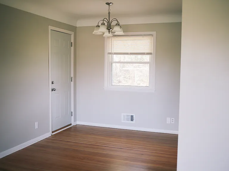 1300 Pierce Ter NE — Photo 6