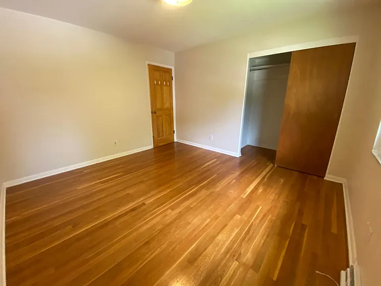 6650 Schreiner St E — Photo 22