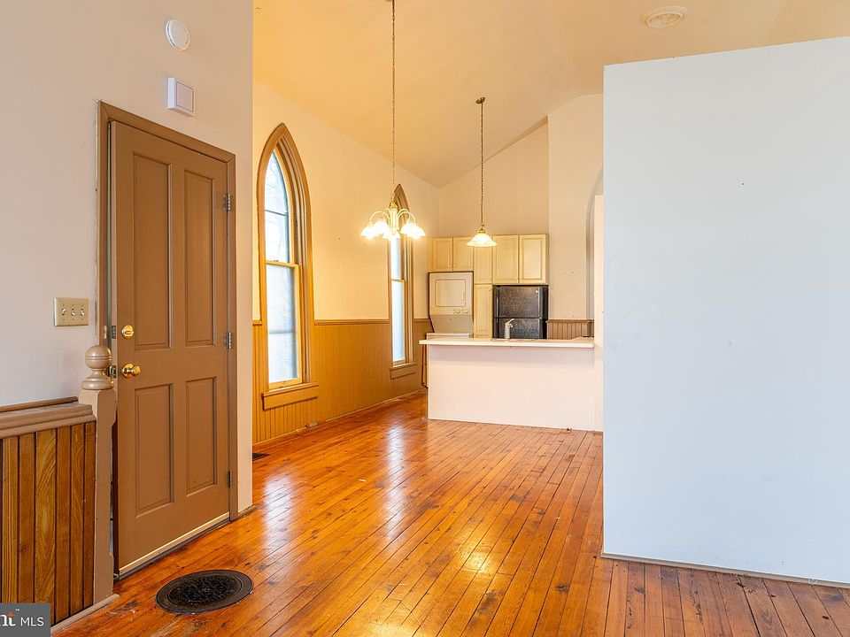 511 Front St Hollidaysburg PA Zillow