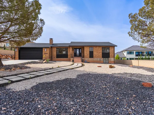 1002 E Crooked Creek Dr, Washington, UT 84780