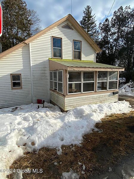 3rd image of 23 Mountain Avenue
