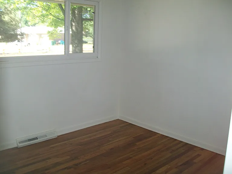 1912 W Elizabeth St — Photo 5