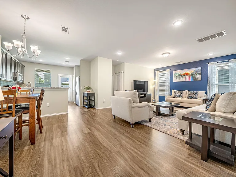 15815 Grey Boulder Dr — Photo 5