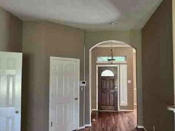 Additional Living Room