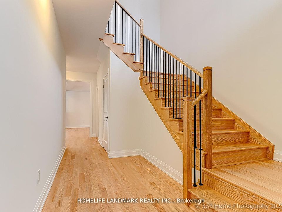 2nd image of 219 Seguin St