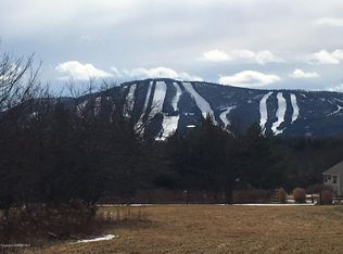 374 Sr, Union Dale, PA 18470