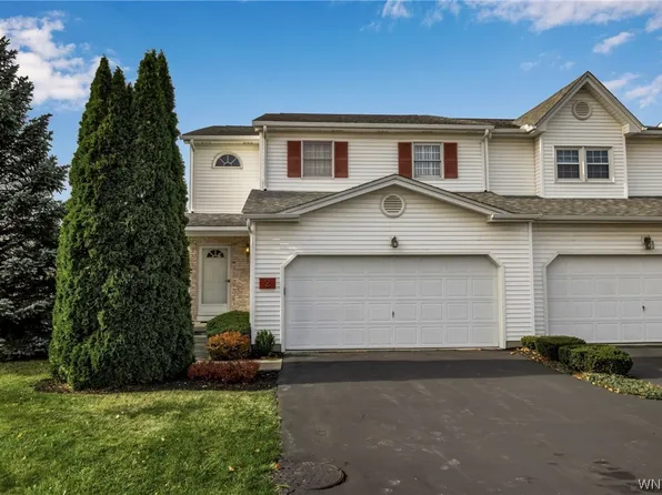 2 Foxwood Row, Depew, NY 14043