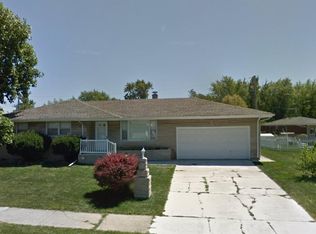 1451 Meadow Dr, Merrillville, IN 46410