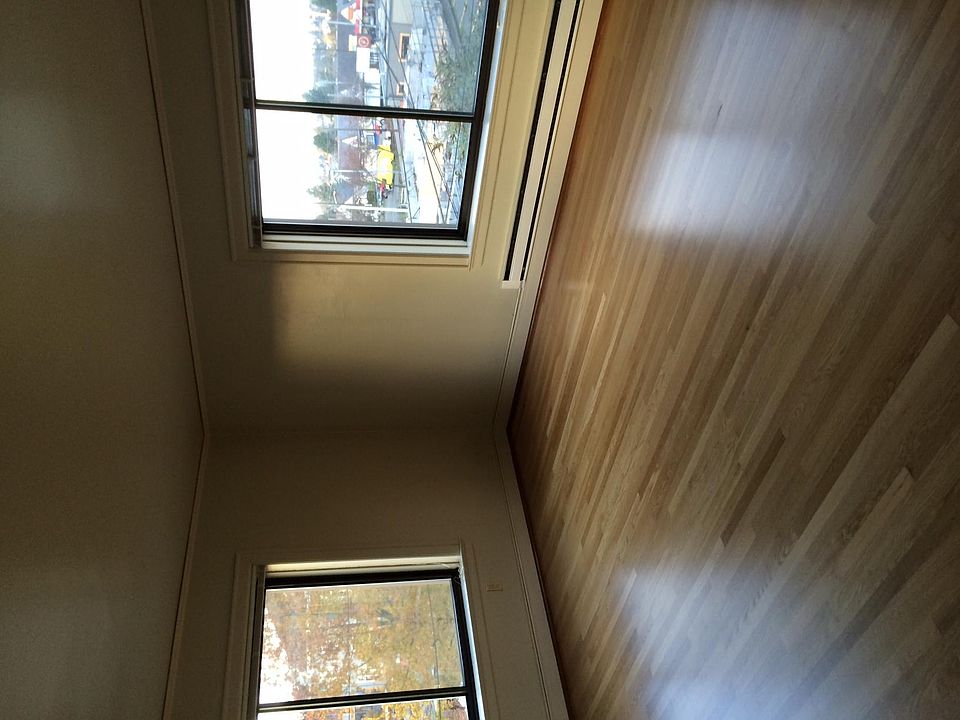 1st image of 5003 15th Ave NE APT 104