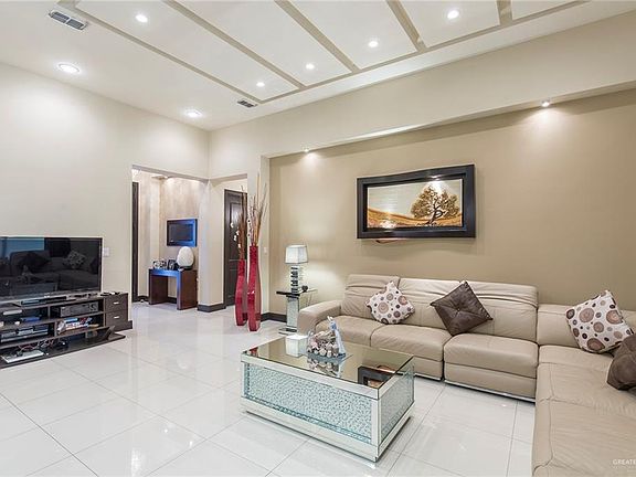 5th image of 1304 E Balboa Ave