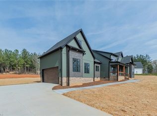 1314 Riverside Dr, Lexington, NC 27292